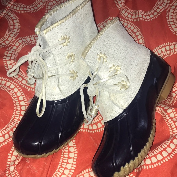 Jack Rogers Shoes - size 8 jack roger boots barely worn